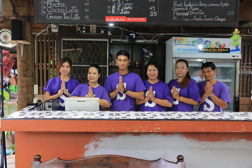 Siriwan Hostel Chiang Mai Exterior foto