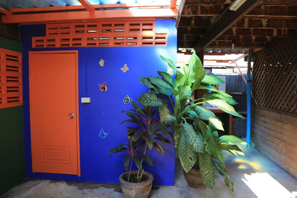 Siriwan Hostel Chiang Mai Exterior foto
