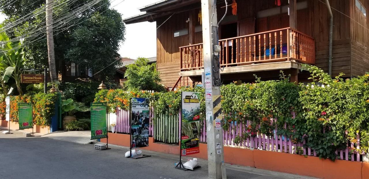 Siriwan Hostel Chiang Mai Exterior foto
